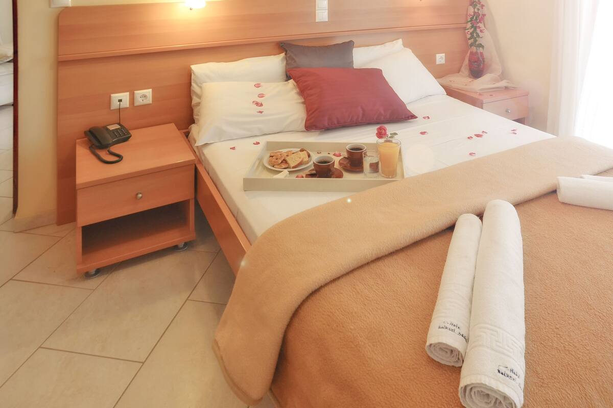 Coffres-forts dans les chambres, bureau, chambres insonorisées
