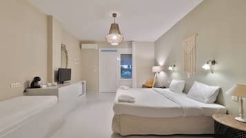 Triple Room | In-room safe, iron/ironing board (on request), cribs (free), WiFi (free)