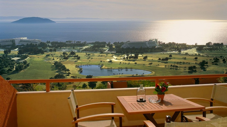 Kelyfos Hotel Bungalows and Suites