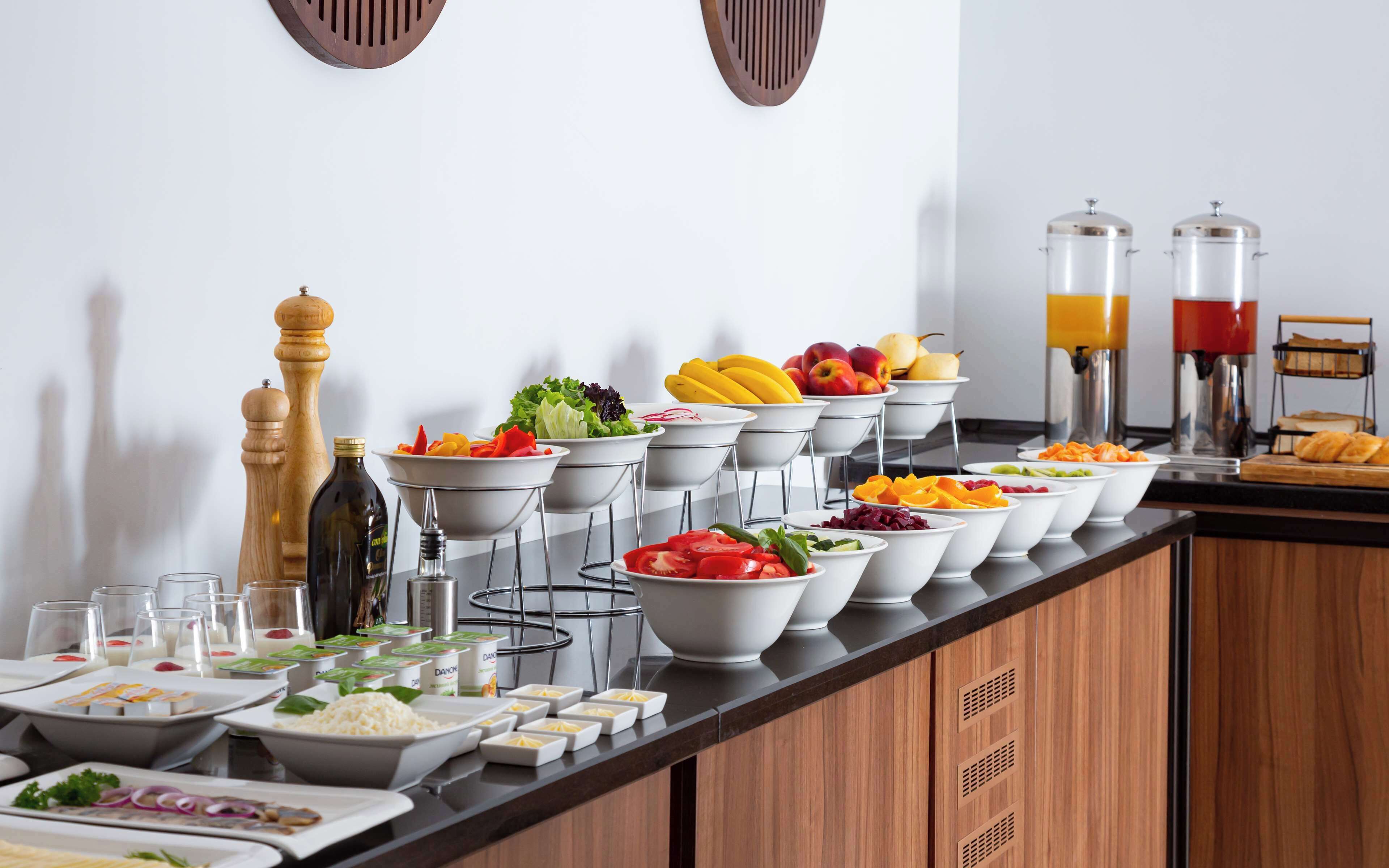 breakfast, lunch and dinner served