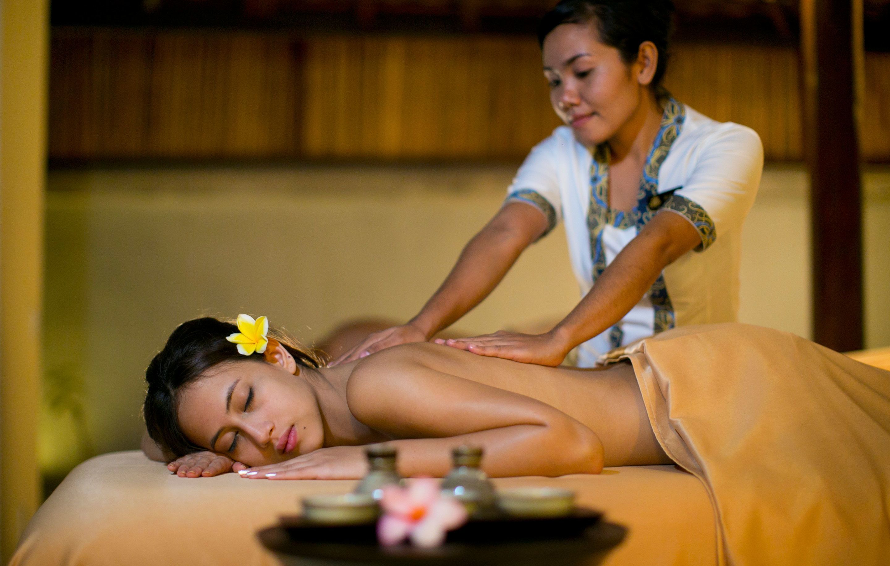 couples treatment room(s), body treatments, aromatherapy