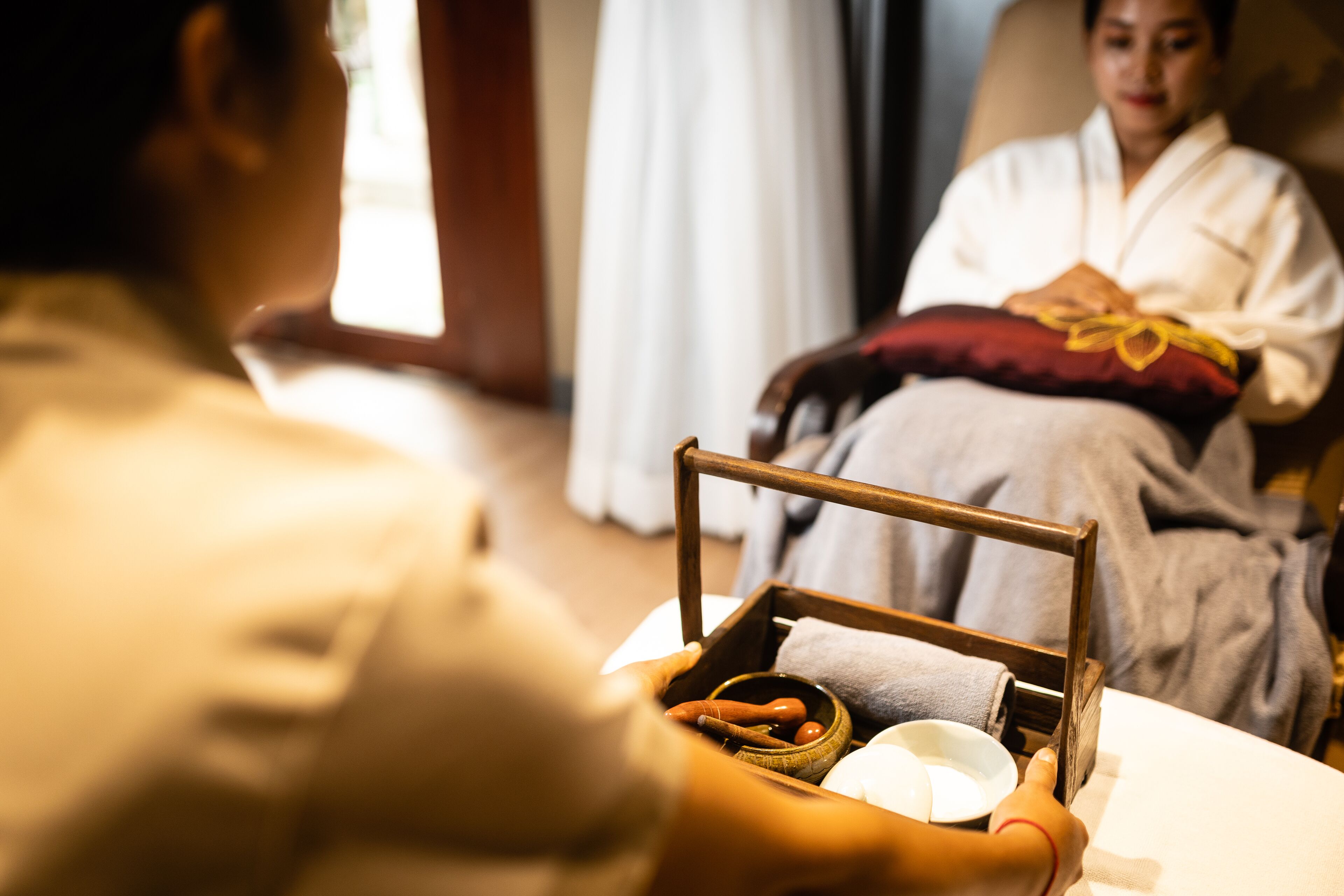 couples treatment room(s), sauna, hot tub, steam room