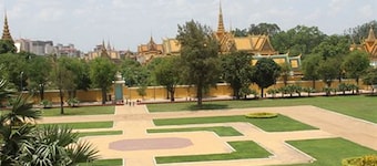 Golden Noura Villa Pub & Restaurant