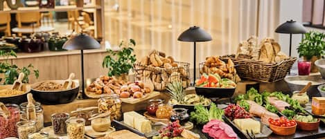 Morgenmadsbuffet hver dag (195 NOK pr. person)