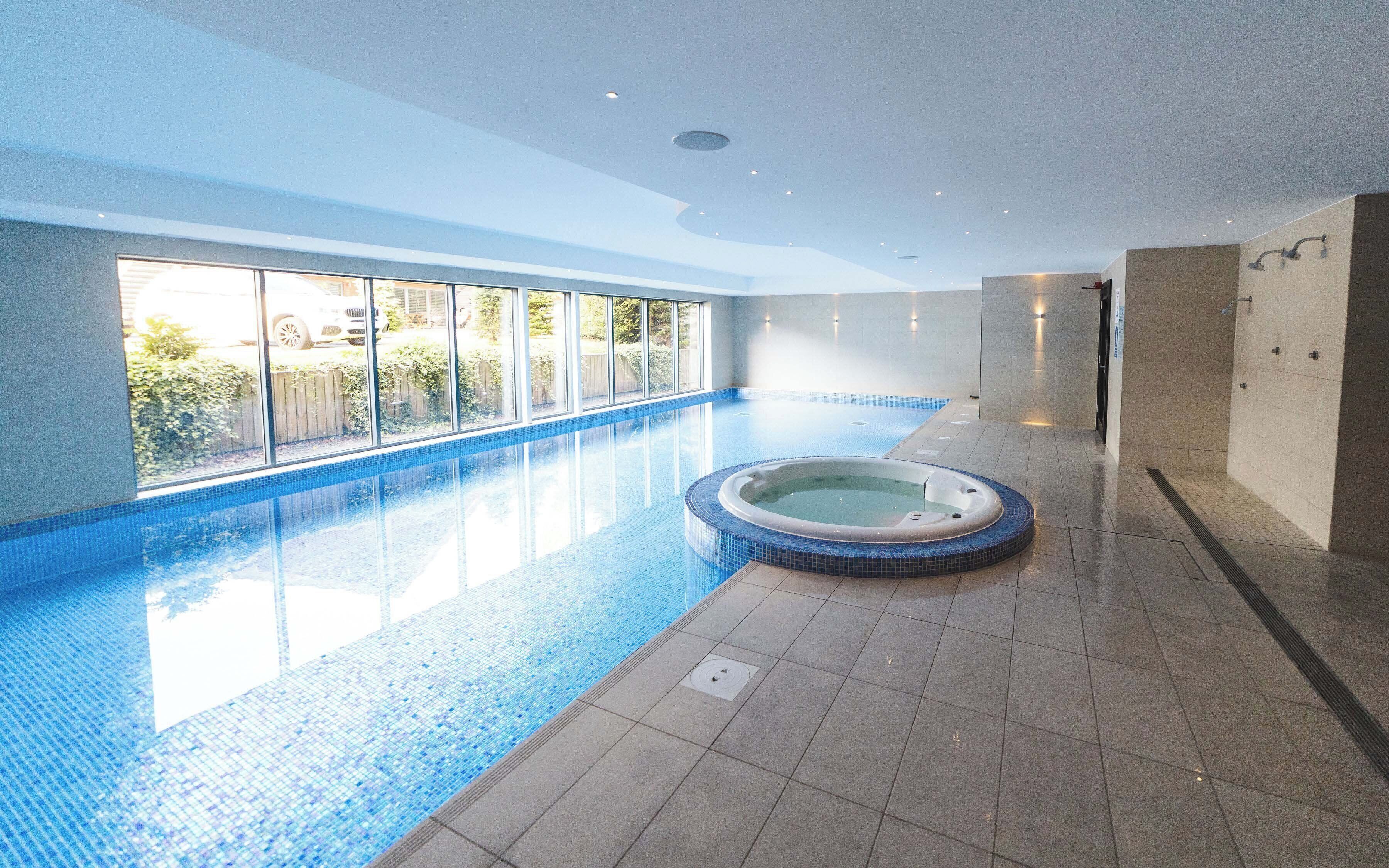 couples treatment room(s), sauna, hot tub, steam room, body treatments