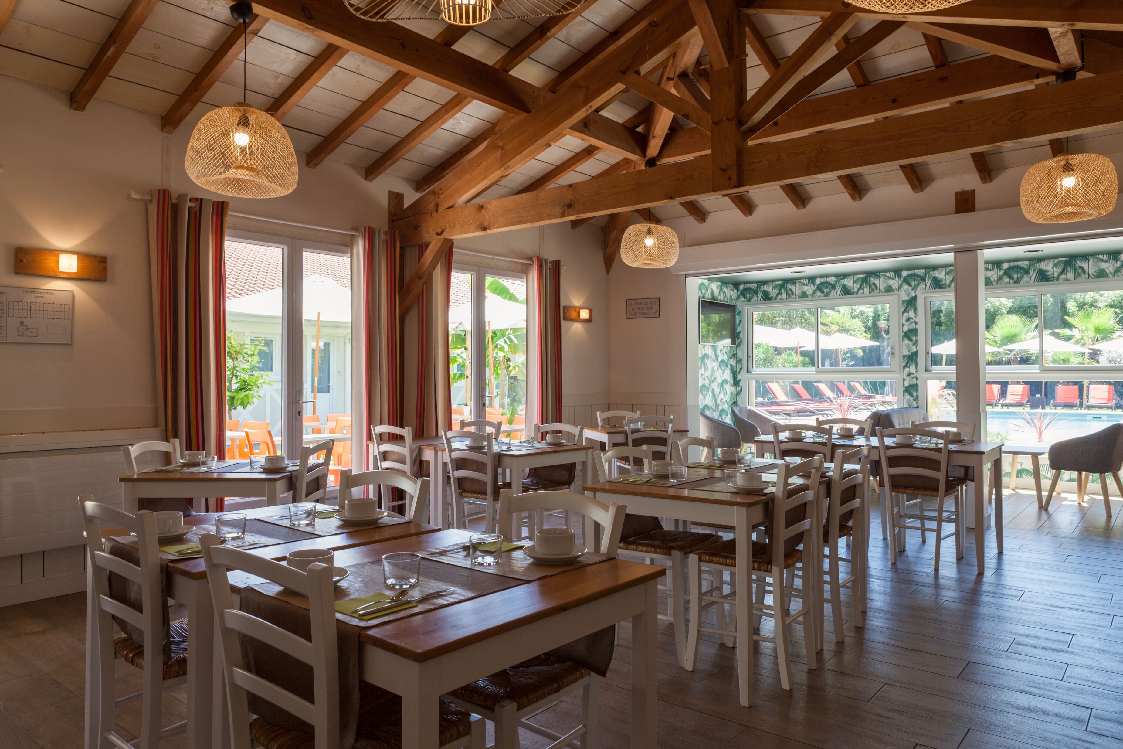 daily buffet breakfast (eur 15 per person)