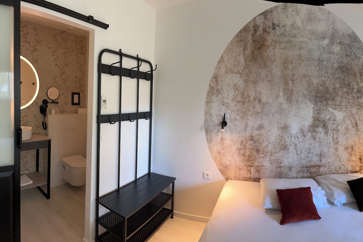 Comfort-Doppelzimmer | Schreibtisch, Verdunkelungsvorhänge, schallisolierte Zimmer