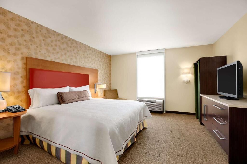 In-room safe, iron/ironing board, free cribs/infant beds, free WiFi