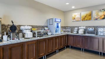 Free daily buffet breakfast