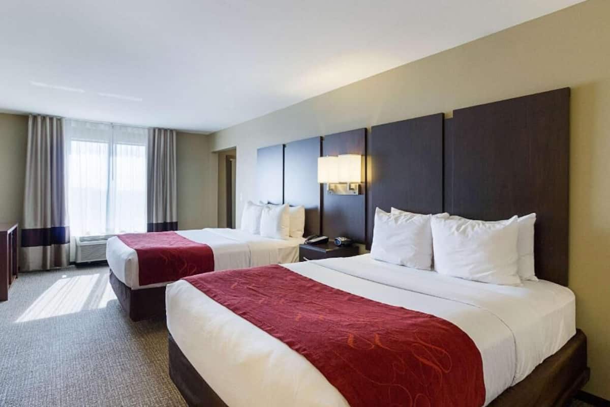 1 bedroom, pillowtop beds, in-room safe, desk