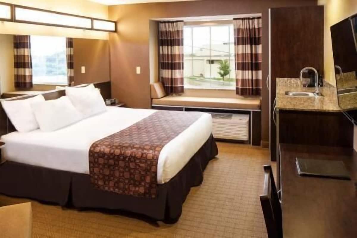 In-room safe, desk, blackout drapes, iron/ironing board