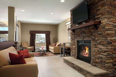 Microtel Inn & Suites by Wyndham St Clairsville/Wheeling