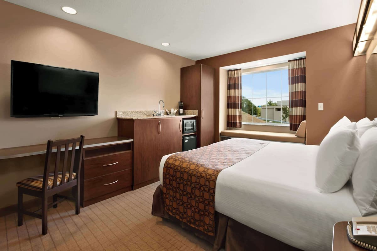 In-room safe, desk, blackout drapes, iron/ironing board