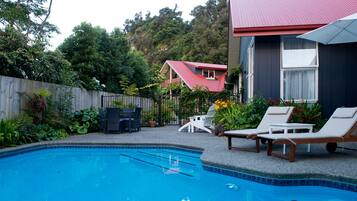 Udendørs pool, liggestole