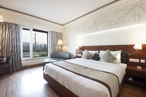 Rom | Sengetøy av topp kvalitet, safe på rommet og individuelt dekorert