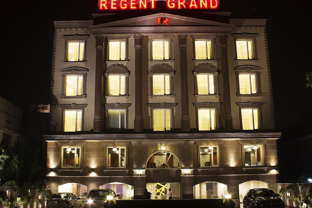 Hotel Regent Grand