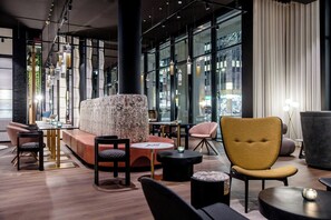 Bar lounge