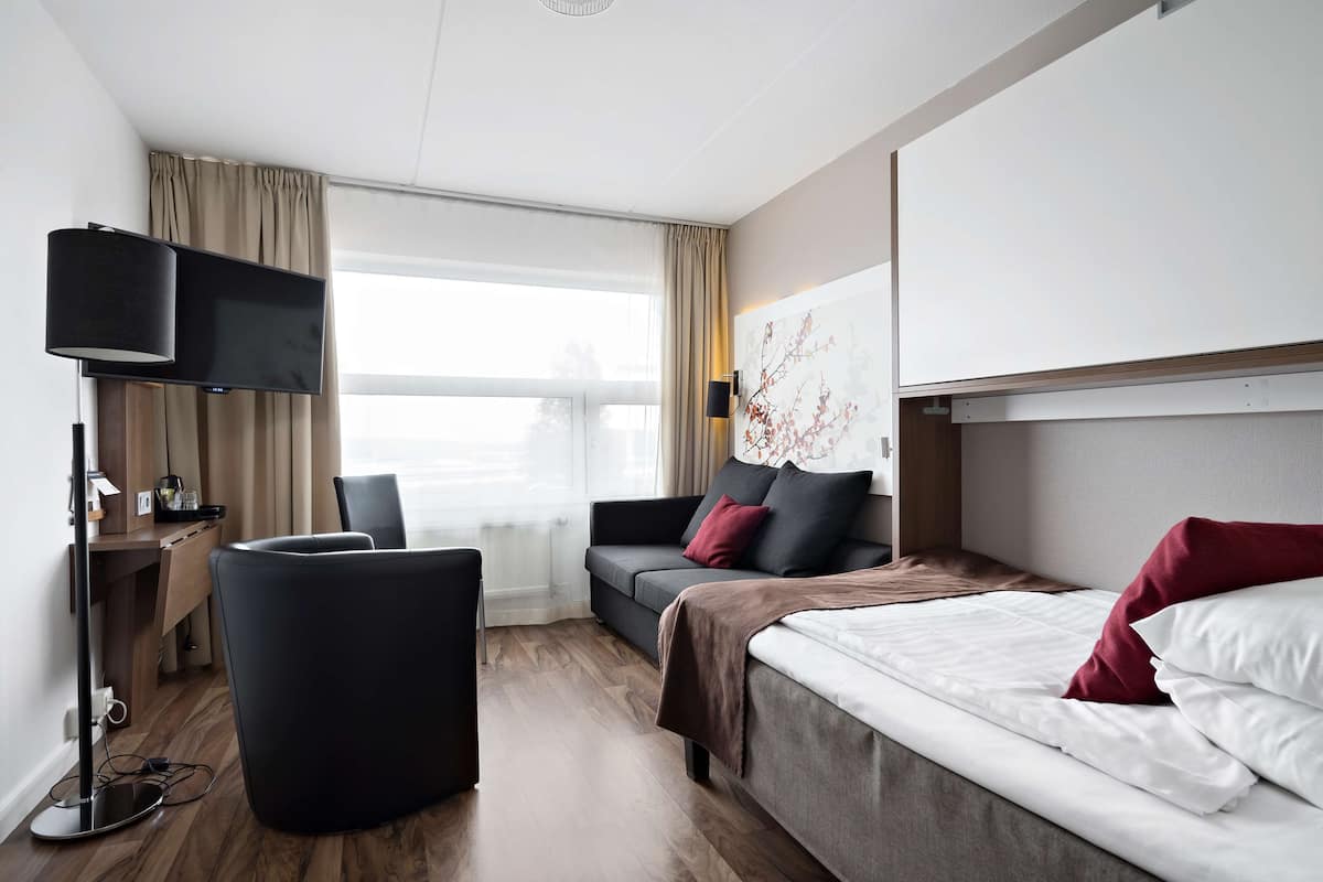 Desk, iron/ironing board, free cots/infant beds, free WiFi