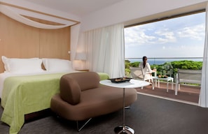 Deluxe Room - Ocean View | 1 habitación, ropa de cama de alta calidad y minibar