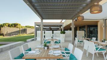 Desayuno buffet incluido todos los días