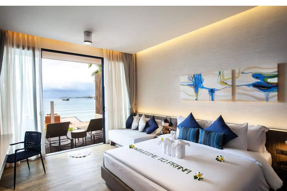 Oceanfront Premium (Beach wing)