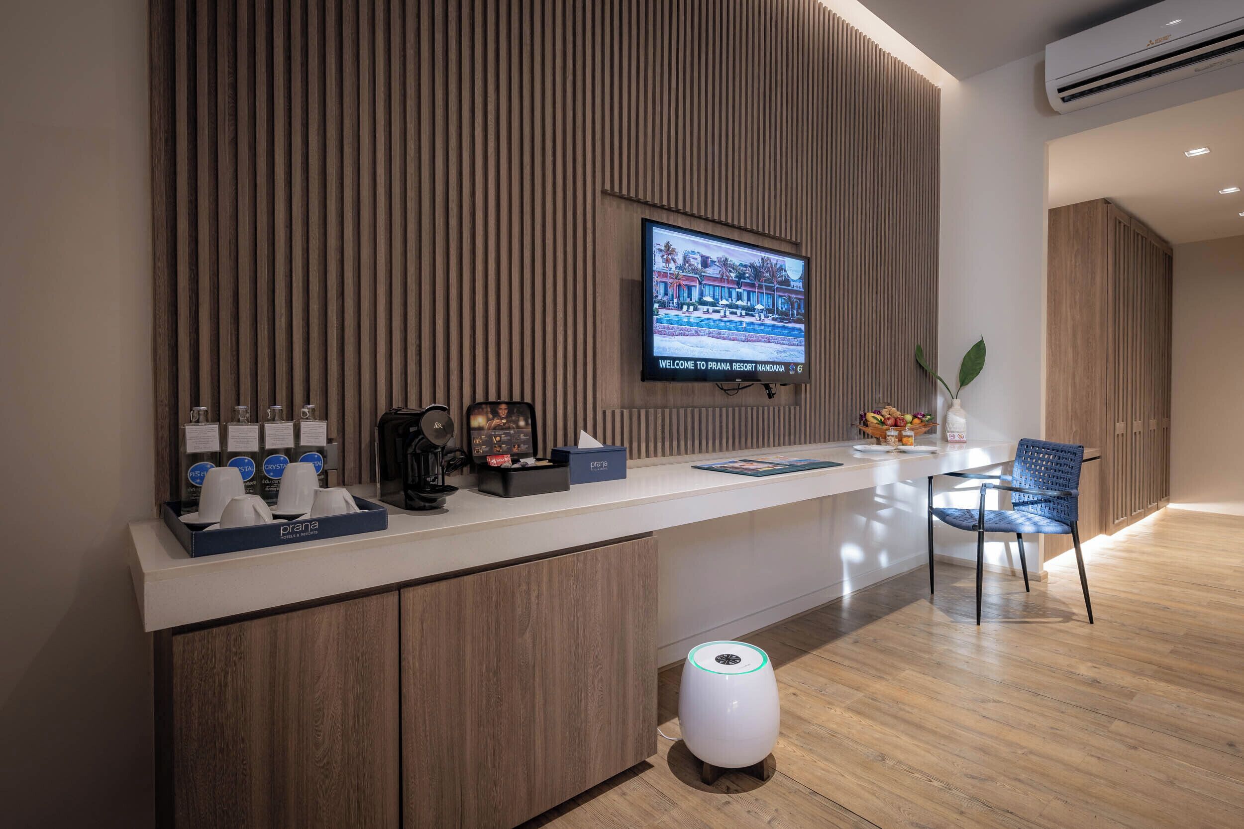 adjoining king rooms with plunge pool ( beach wing) | bathroom | eco-friendly toiletries, hair dryer, bathrobes, towels