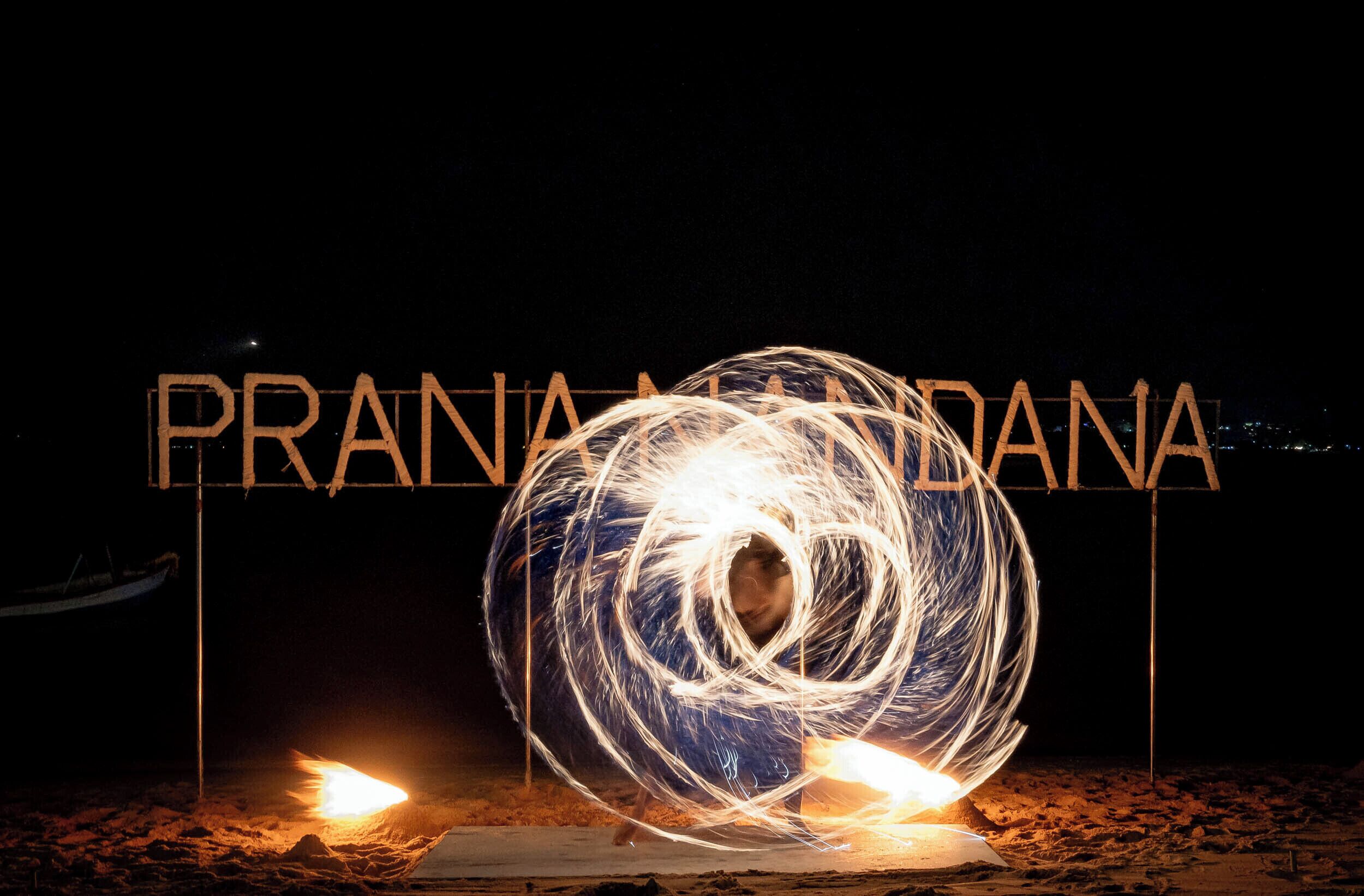 2 restaurants, breakfast, lunch served; local and international cuisine