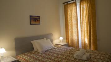 Soundproofing, free cots/infant beds, free WiFi