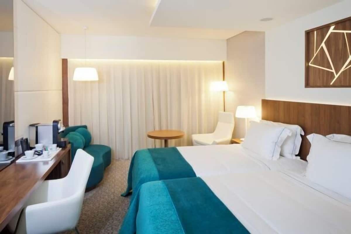 Premium bedding, minibar, in-room safe, desk