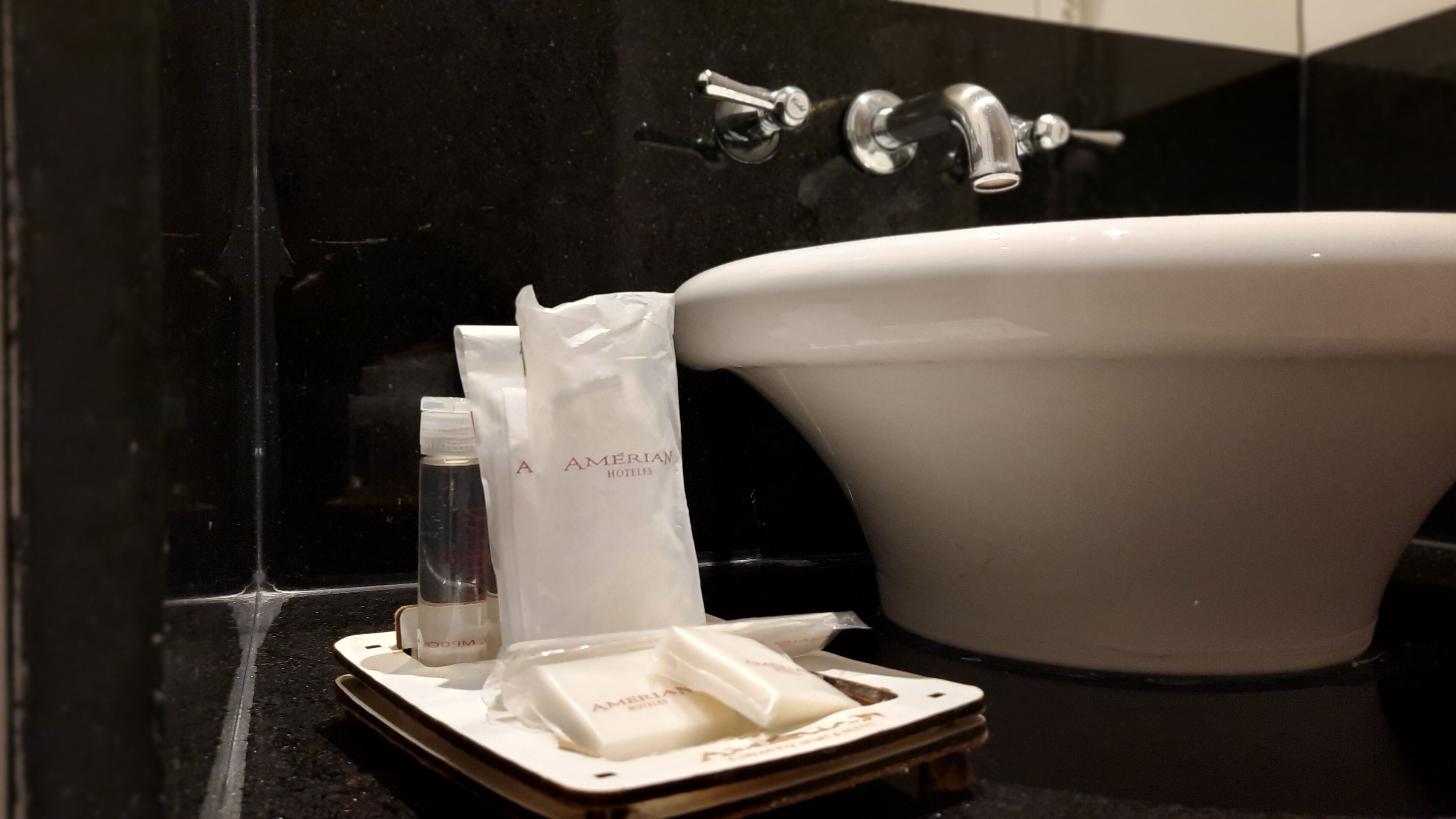 combined shower/bathtub, deep-soaking bathtub, rainfall showerhead