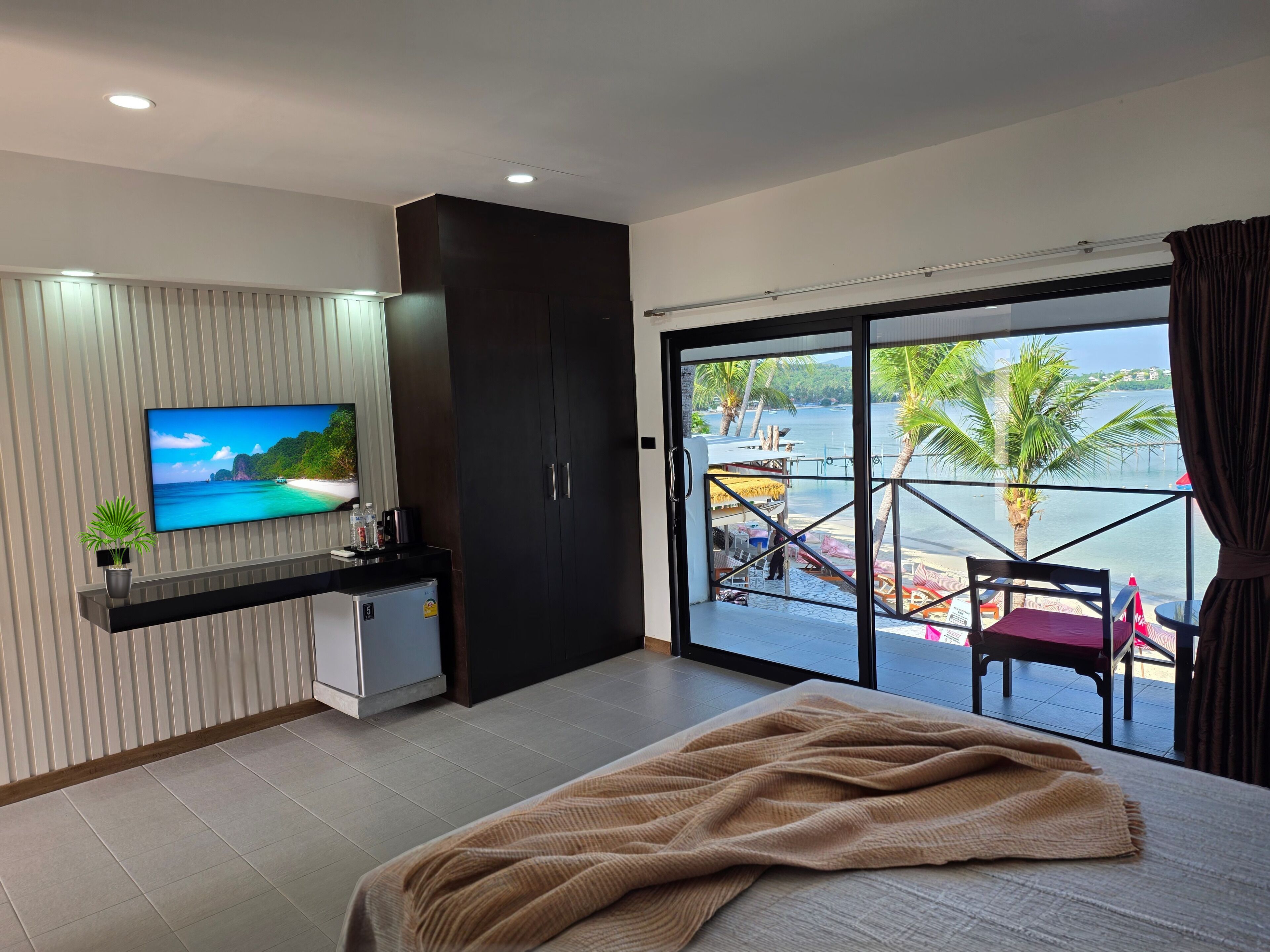 Deluxe Double Room - Beach Front