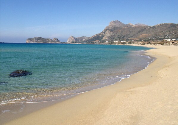 Private beach nearby, sun loungers, beach towels