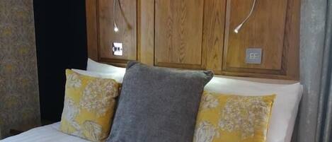 ห้องดับเบิล, ห้องน้ำในตัว