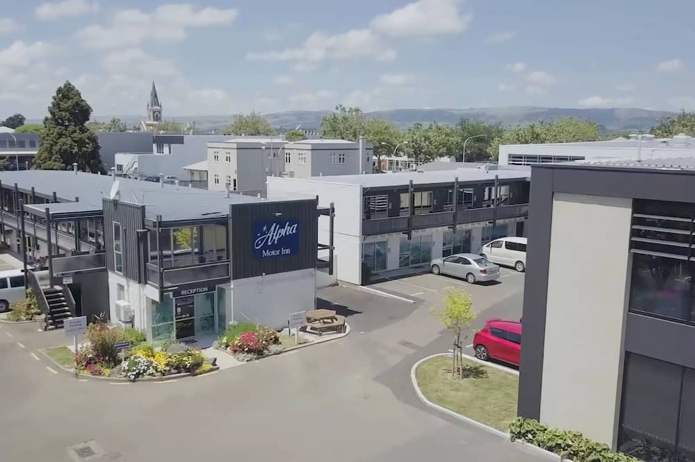 Alpha Motor Inn