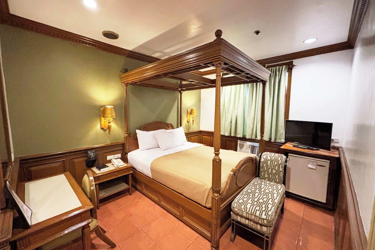1 bedroom, minibar, in-room safe, desk