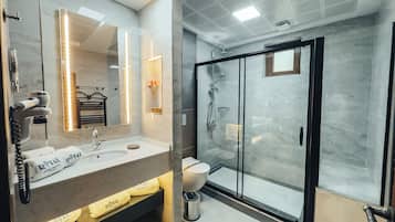 Shower, free toiletries, hair dryer, bathrobes