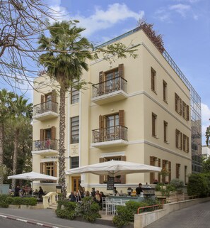 Front of property - The Rothschild Hotel Tel Aviv's Finest (Tel Aviv)