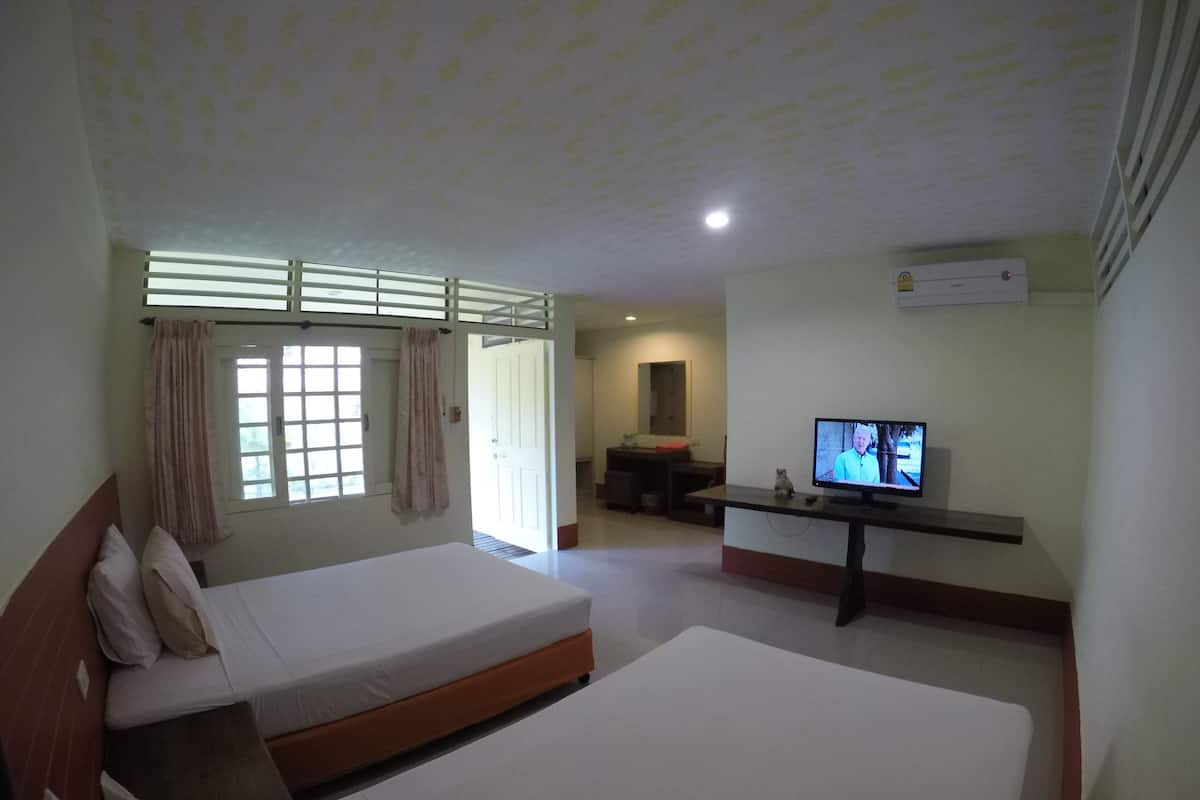 Twin Room, Garden Area | 1 bedroom, in-room safe, desk, free WiFi