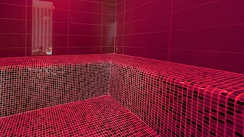 Sauna, Whirlpool, Dampfbad, Türkisches Bad/Hamam, Körperbehandlungen