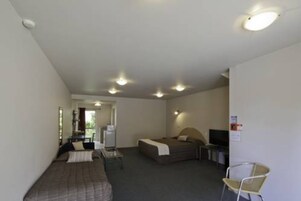 Studio, Multiple Beds, Non Smoking | 1 bedroom, iron/ironing board, free WiFi, bed sheets
