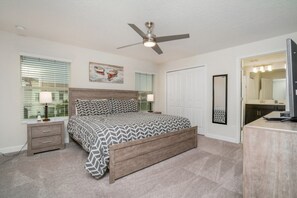 4 bedrooms, iron/ironing board, Internet, wheelchair access