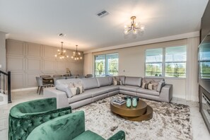 Televisión, videojuegos y futbolito 