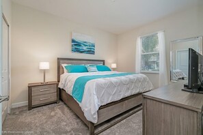 9 slaapkamers, een strijkplank/strijkijzer, internet, beddengoed