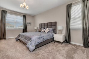 4 bedrooms, iron/ironing board, Internet, wheelchair access