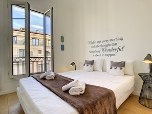 1 Schlafzimmer, Bügeleisen/Bügelbrett