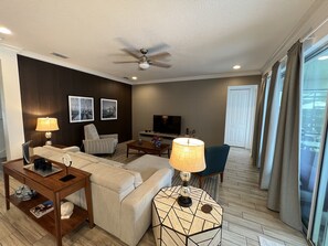 Smart TV, tavolo da calcetto