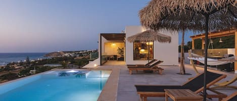 Piscina a l'aire lliure