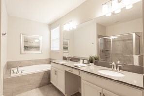 Bathroom - Lovely 6Bd Spa Gm Pool Hm Champions Gate-8986ccd (Davenport)