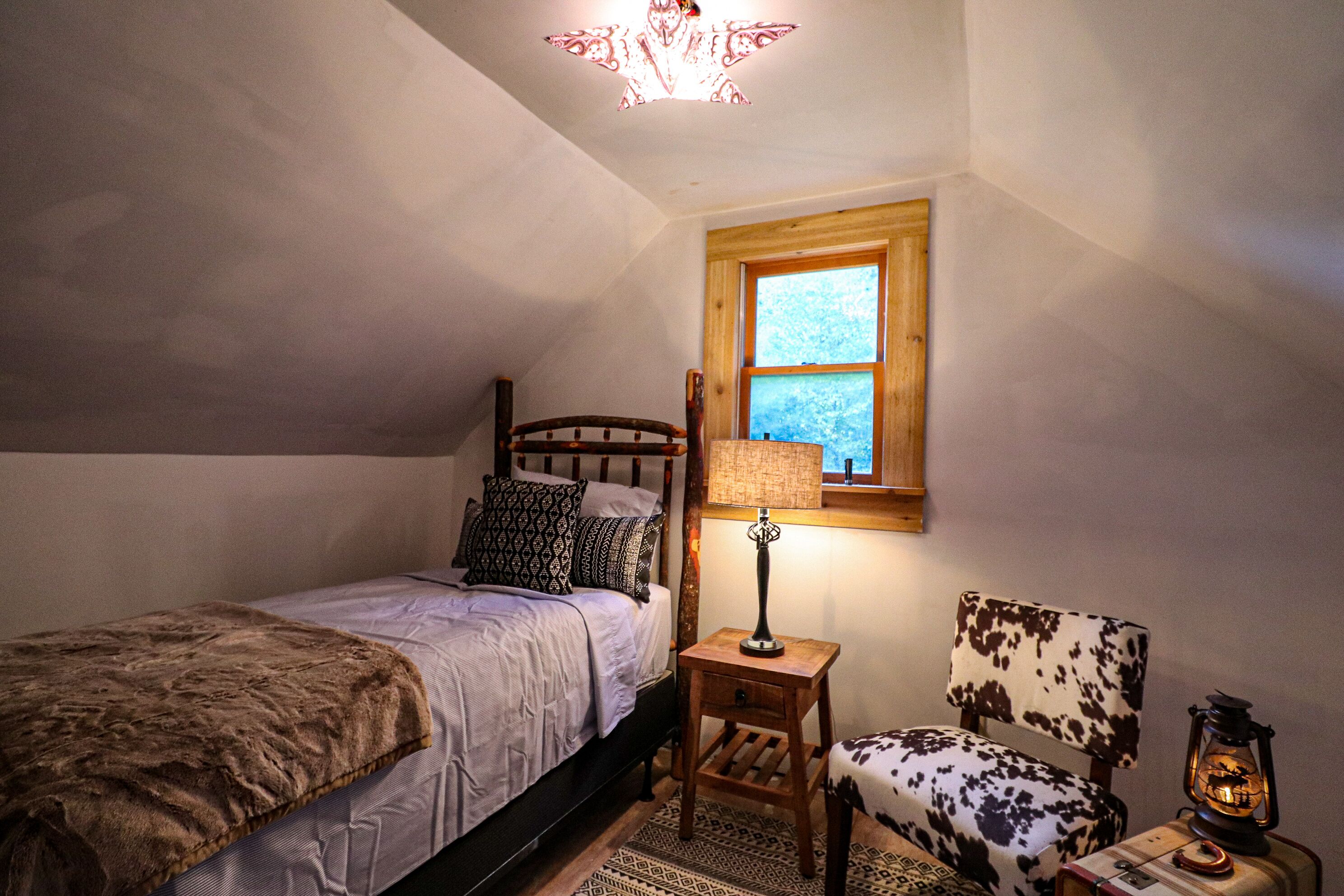 Buffalo Hollow Preserve & Cabin in the Blue Ridge Mountains
Pet Friendly