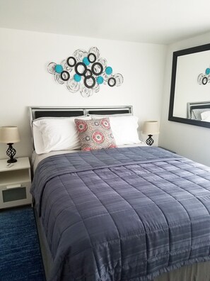 6 Schlafzimmer, Bügeleisen/Bügelbrett, kostenloses WLAN, Bettwäsche